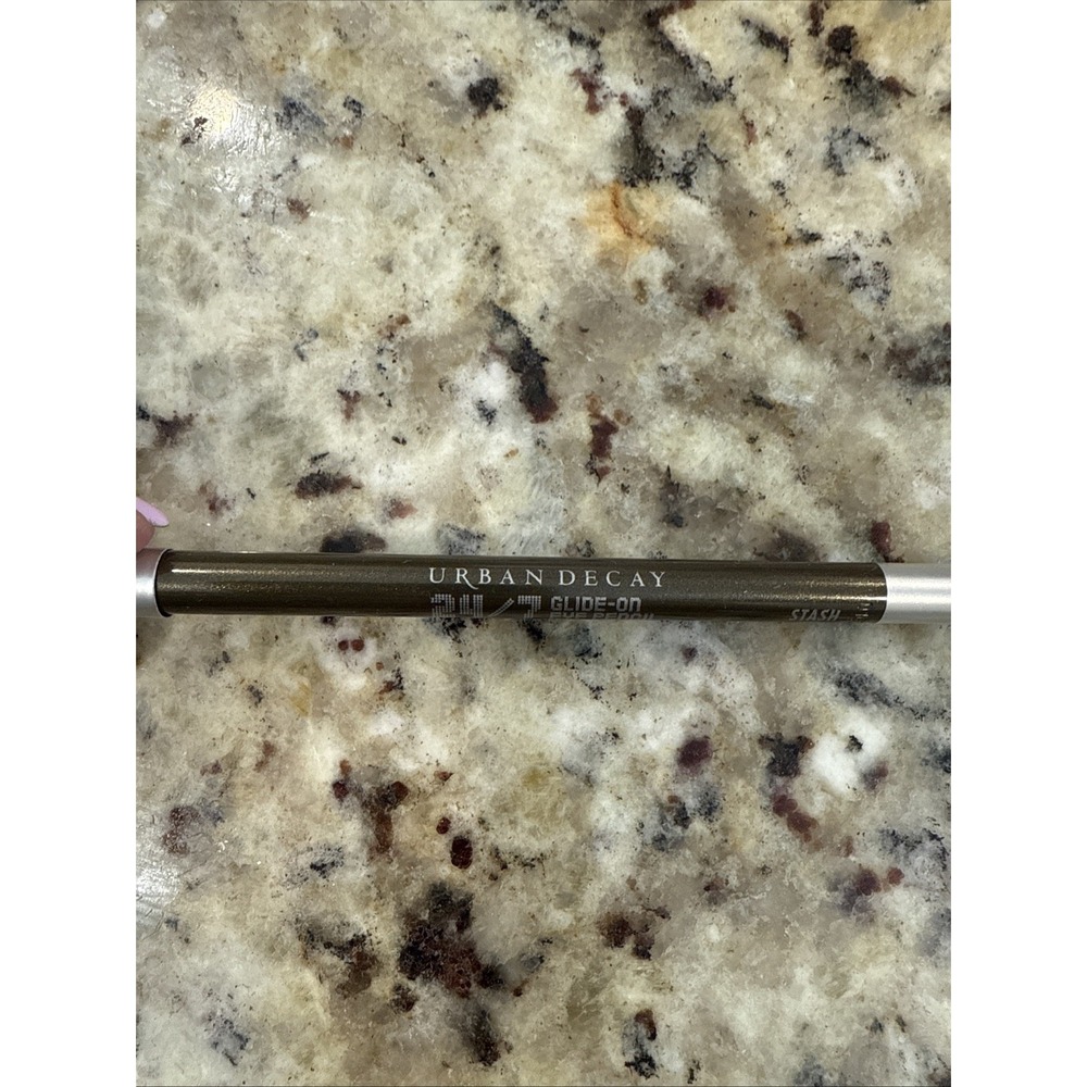 Urban Decay 24/7 Glide On Eye Pencil. Stash. 4115